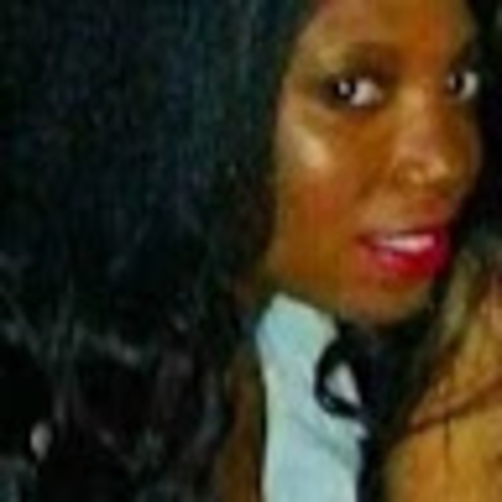 Meet your Posher, Tia